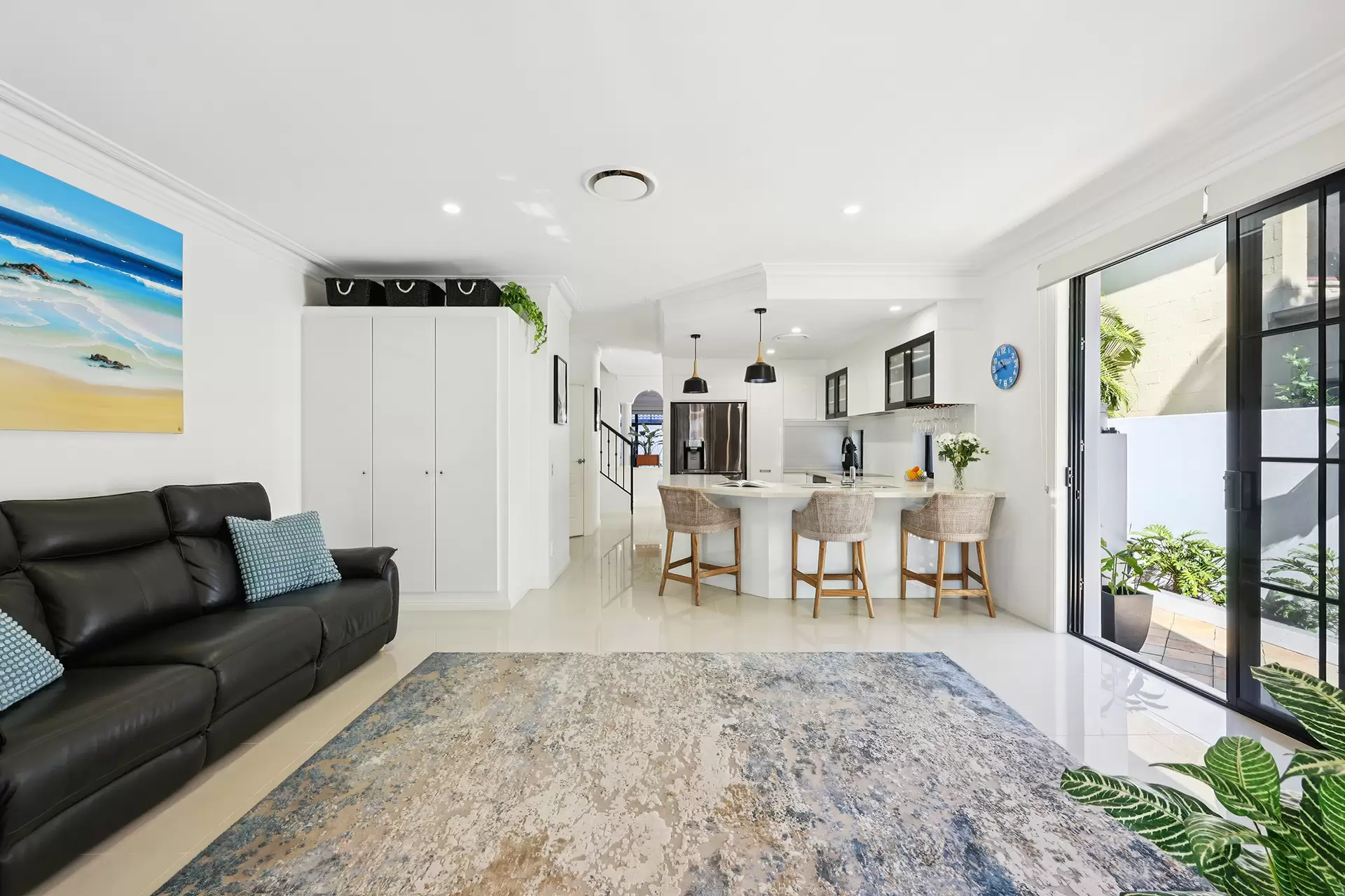 1/51 Woodroffe Avenue, Main Beach Sold by Queensland Sotheby's International Realty - image 1