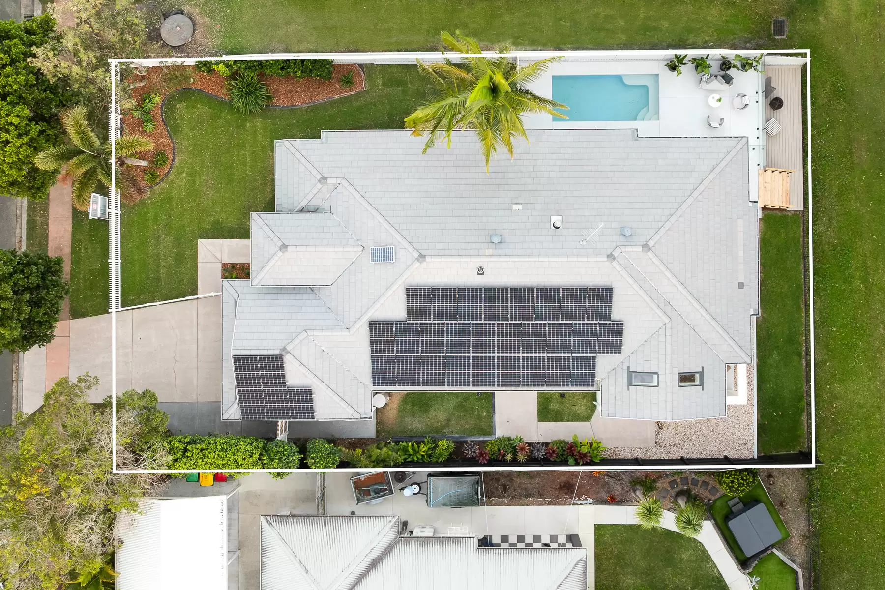 44 Sandhurst Crescent, Peregian Springs Sold by Queensland Sotheby's International Realty - image 1