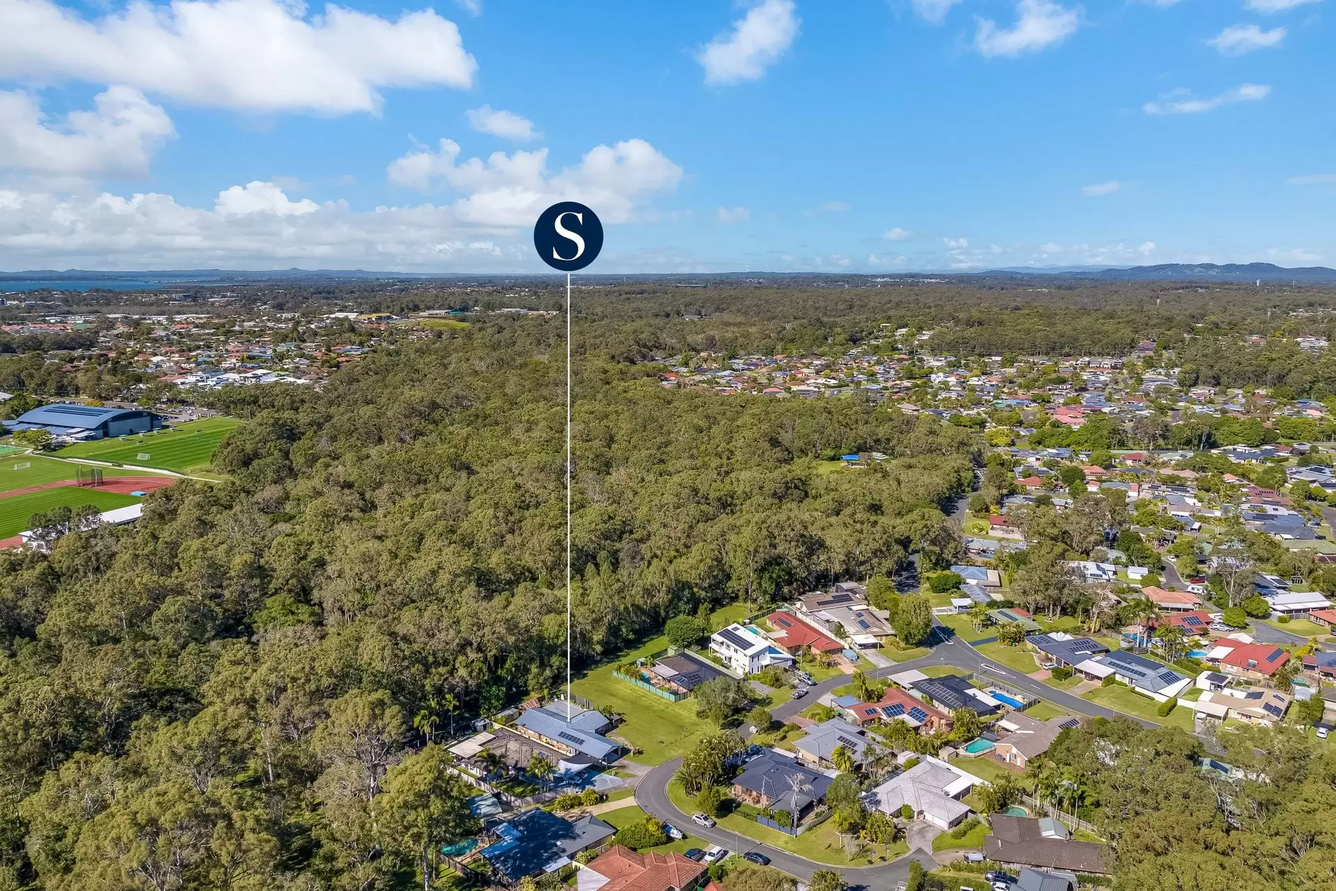 6 Grosvenor Court, Wellington Point Sold by Queensland Sotheby's International Realty - image 1