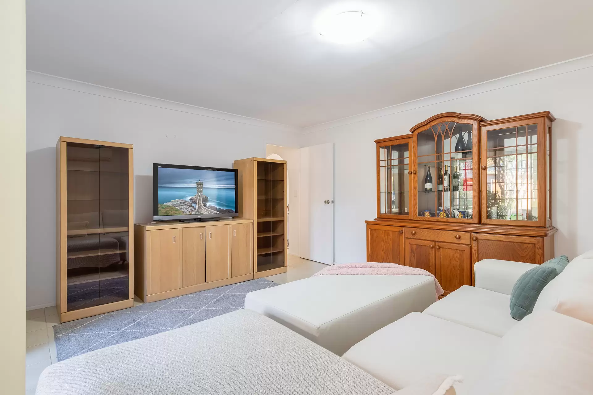 4 Angela Crescent, Cleveland Sold by Queensland Sotheby's International Realty - image 1