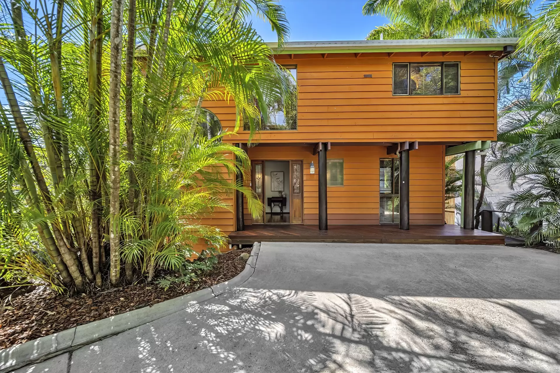 15 Passage Avenue, Shute Harbour For Sale by  - image 1