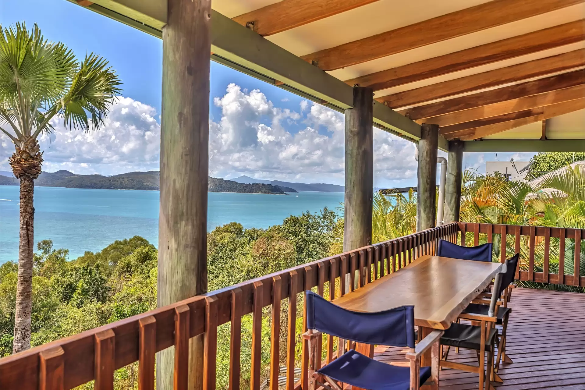 15 Passage Avenue, Shute Harbour For Sale by  - image 1