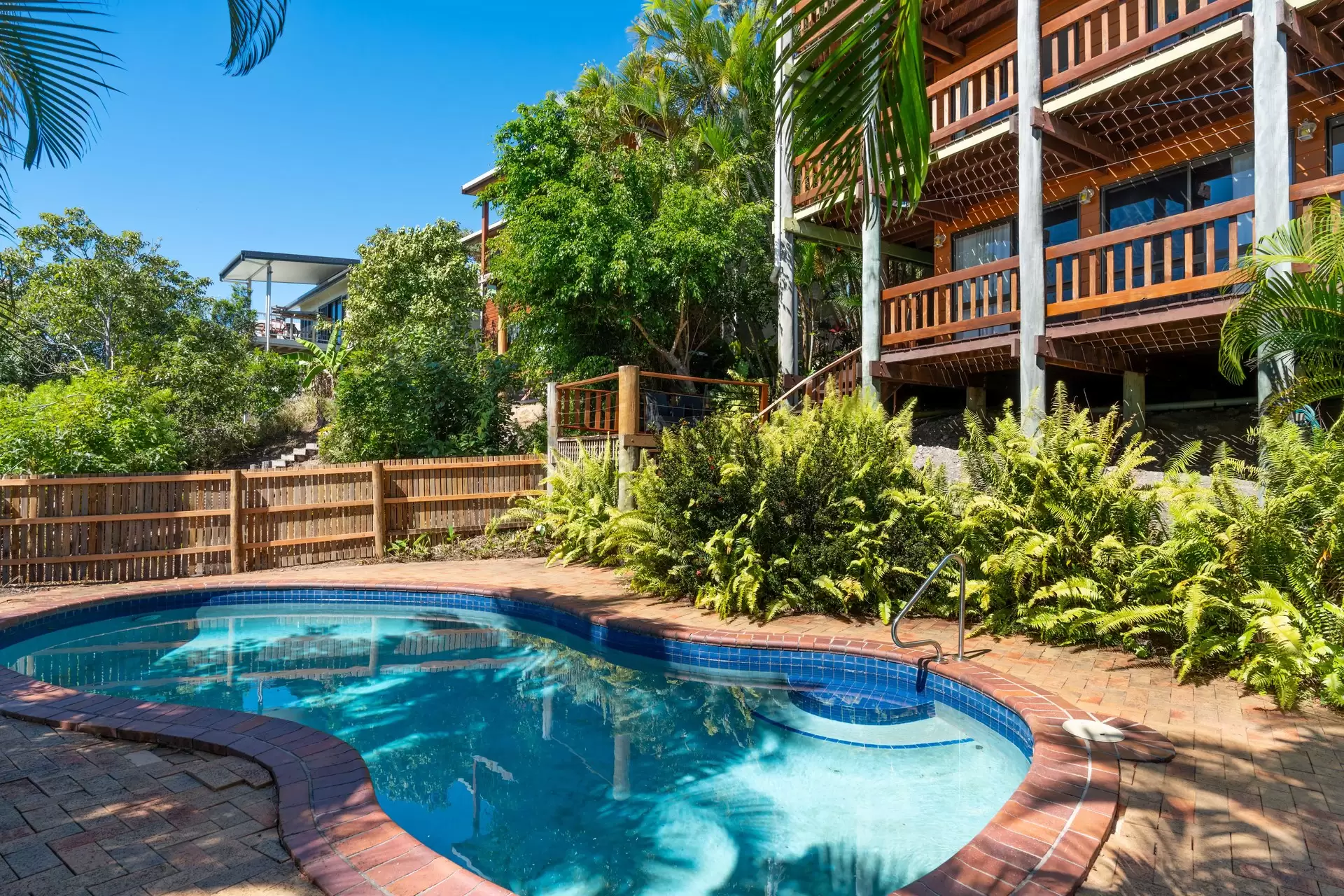 15 Passage Avenue, Shute Harbour For Sale by Queensland Sotheby's International Realty - image 1