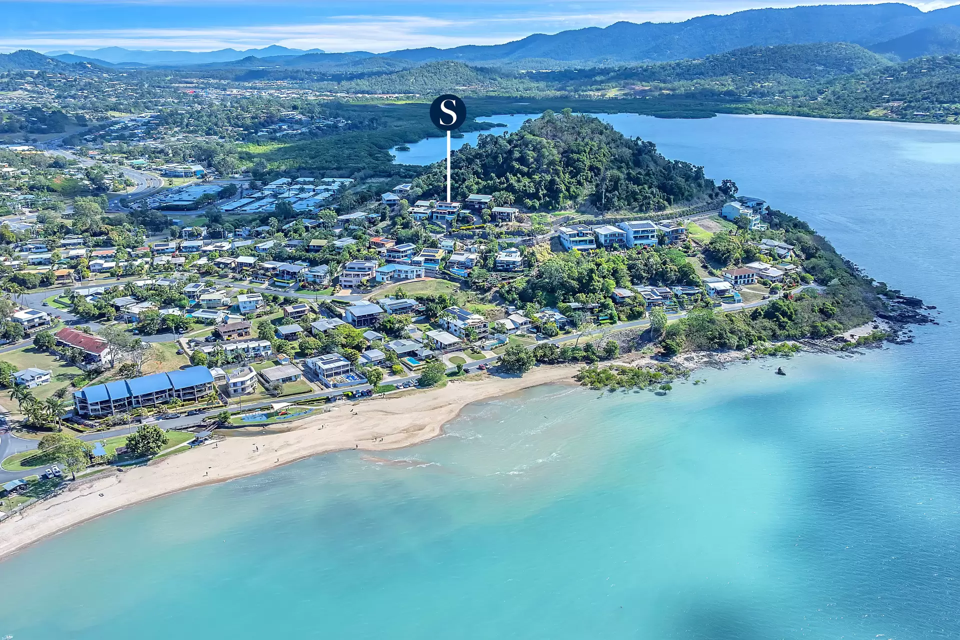 6 Stewart Drive, Cannonvale Sold by Queensland Sotheby's International Realty - image 1