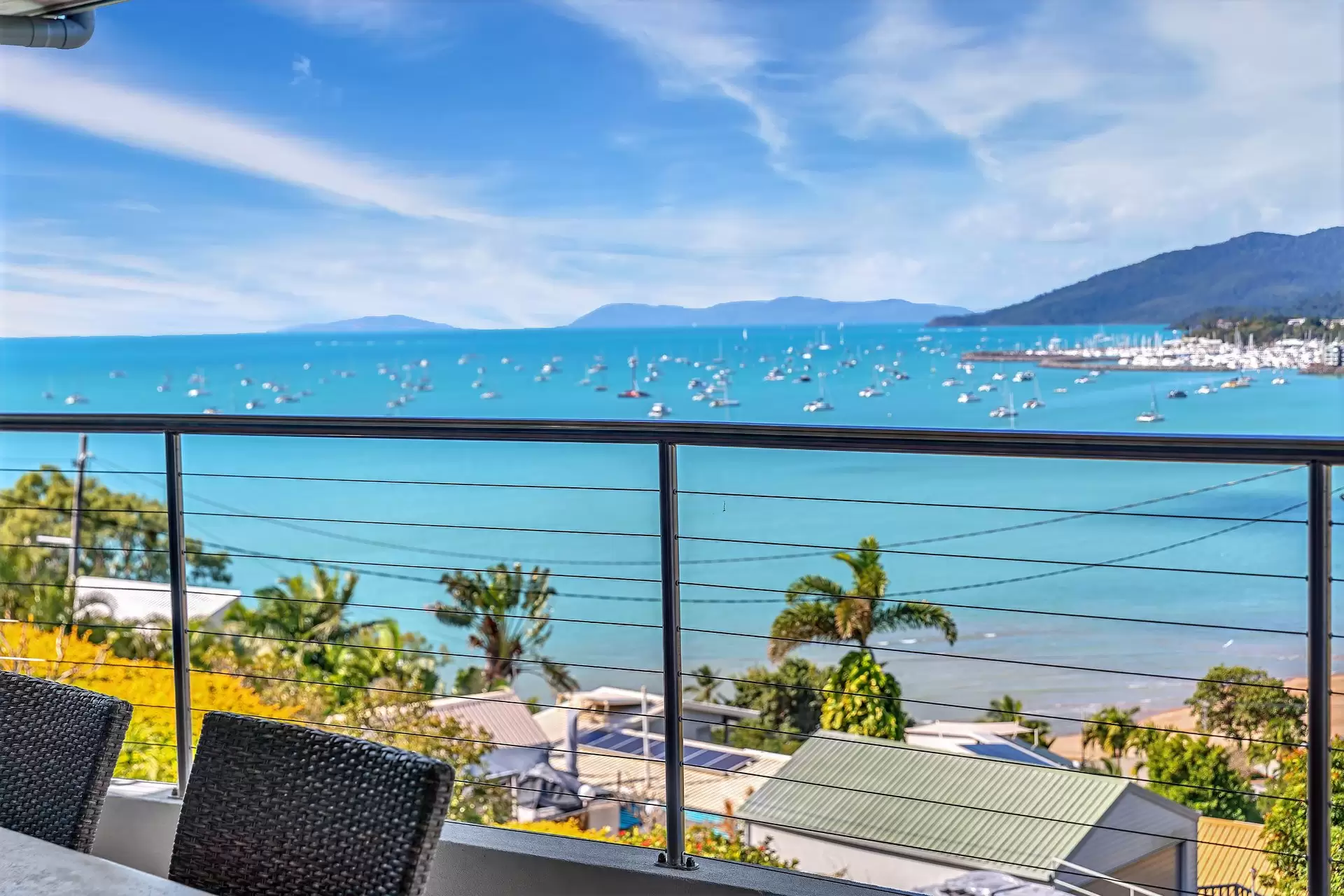 6 Stewart Drive, Cannonvale Sold by Queensland Sotheby's International Realty - image 1