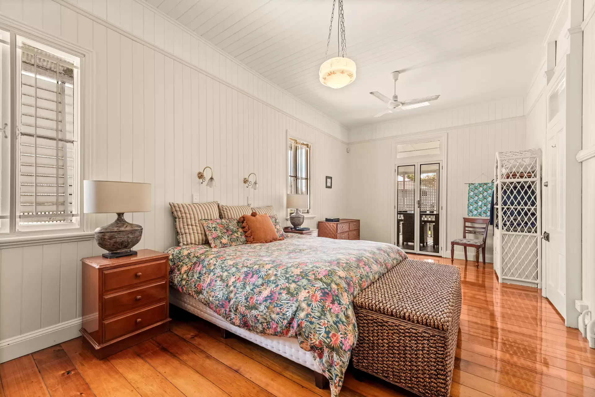 4 Emma Street, Kalinga Sold by Queensland Sotheby's International Realty - image 1