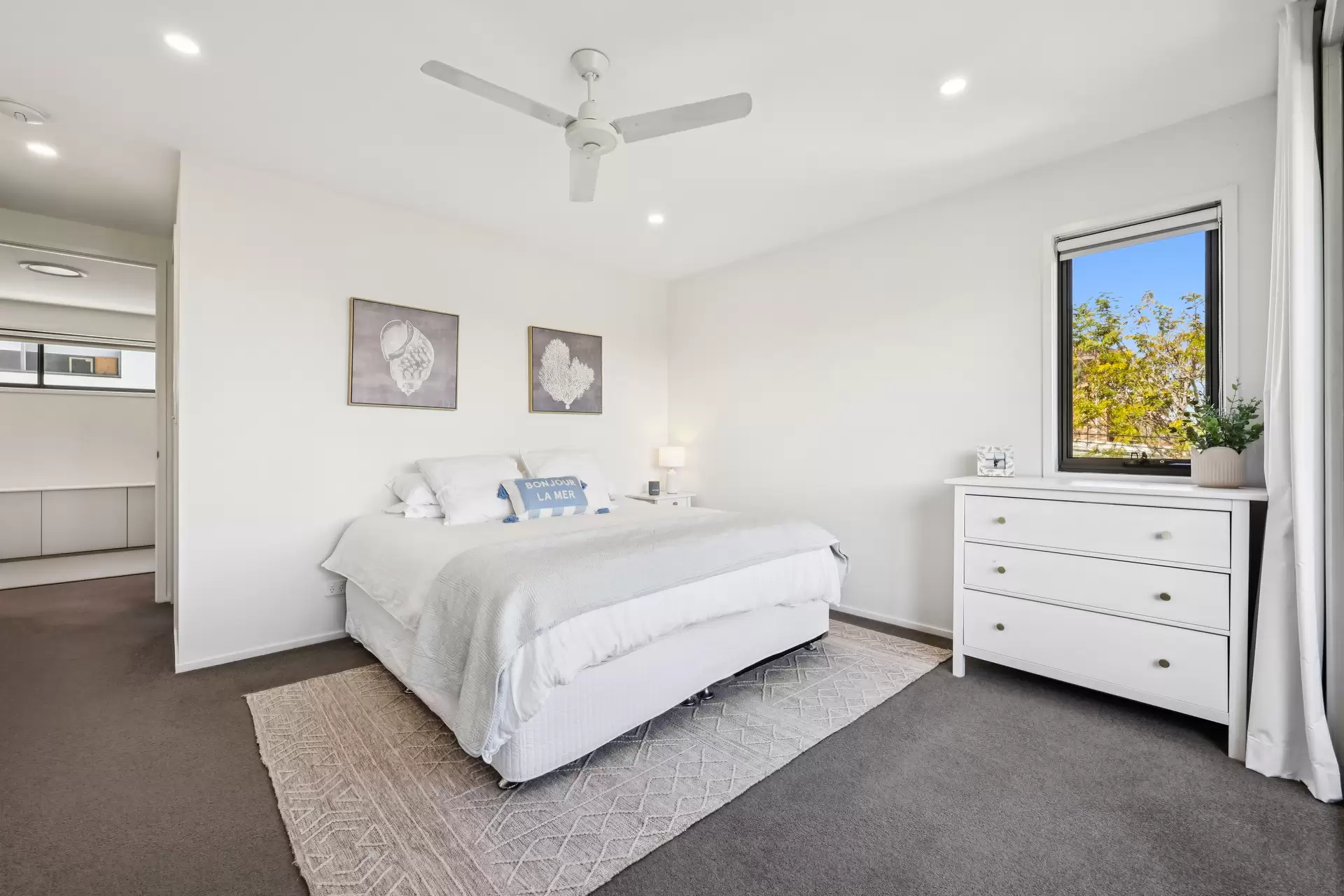 2A Wallace Street, Southport Sold by  - image 1