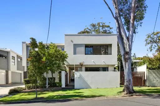 2A Wallace Street, Southport Sold by 