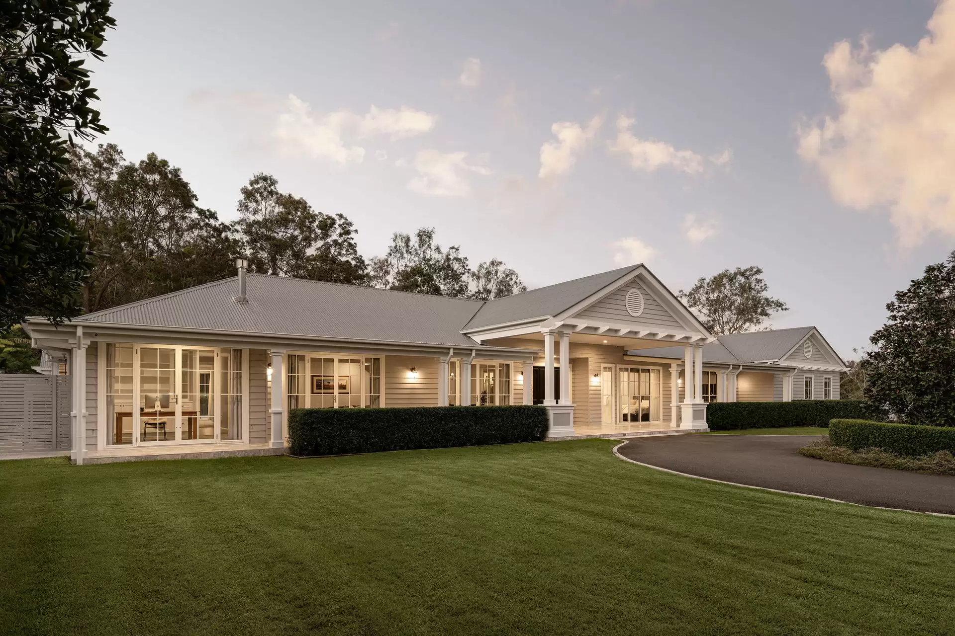 560 Grassdale Road, Gumdale Sold by Queensland Sotheby's International Realty - image 1