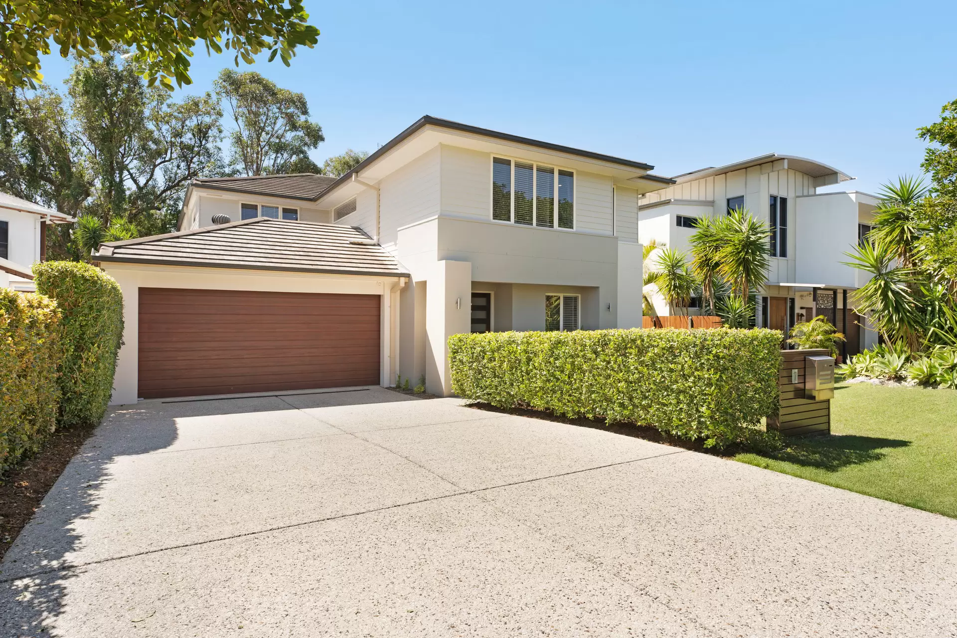 7 Bunker Court, Peregian Springs Sold by Queensland Sotheby's International Realty - image 1