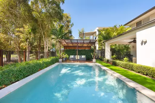 7 Bunker Court, Peregian Springs Sold by Queensland Sotheby's International Realty