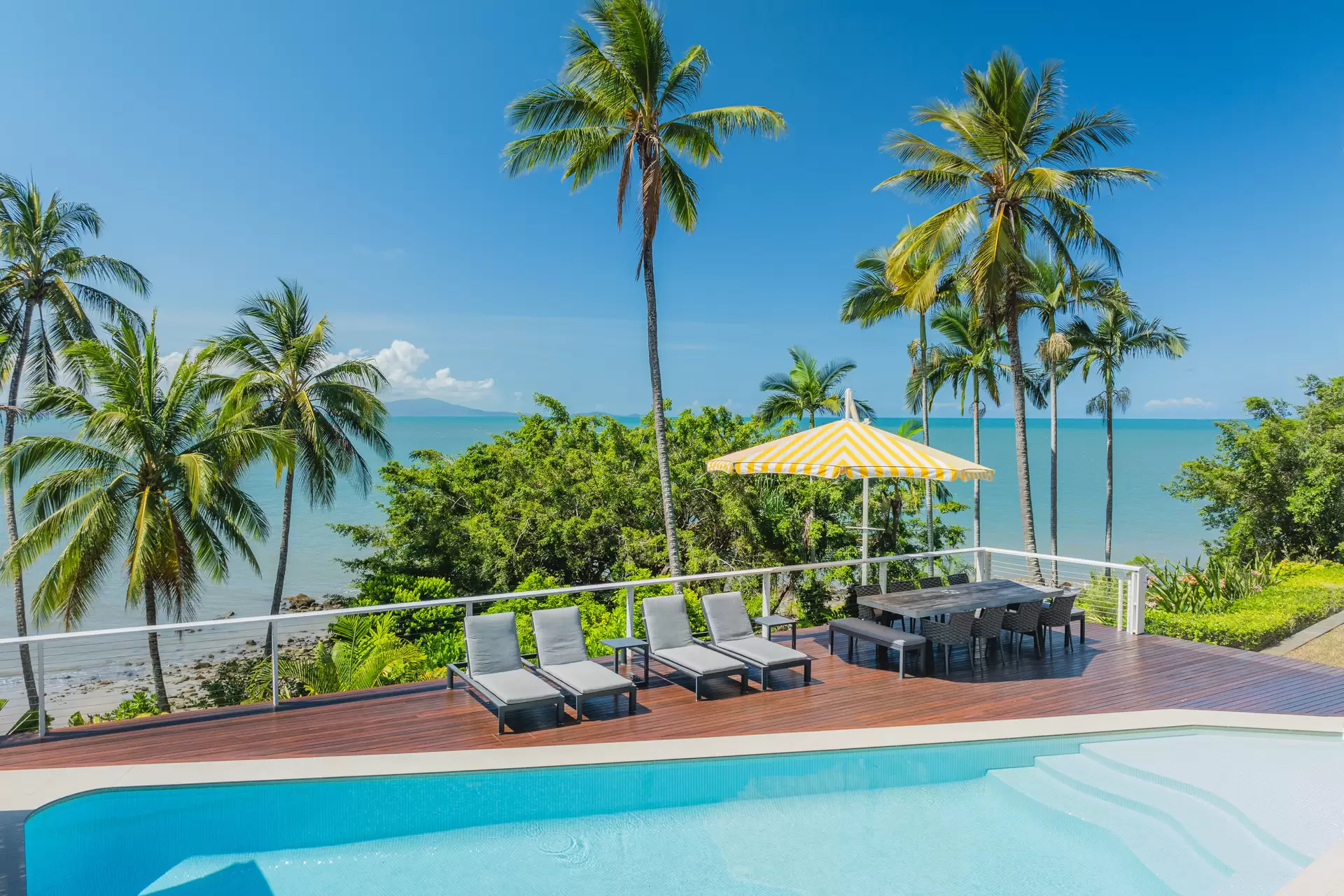 15 Wharf Street, Port Douglas For Sale by Queensland Sotheby's International Realty - image 1