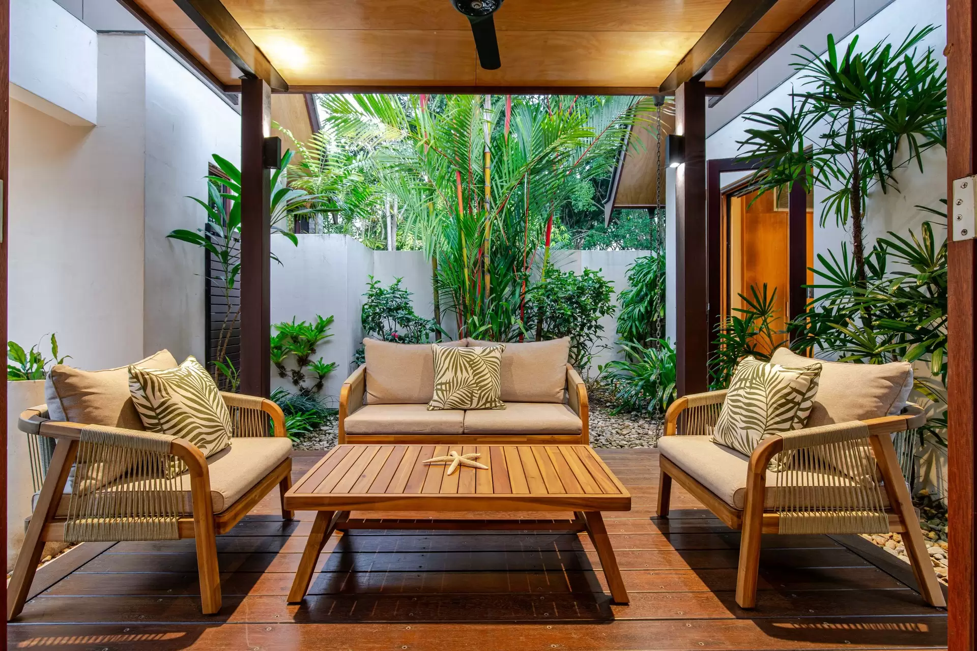 1 Bale Drive, Port Douglas For Sale by Queensland Sotheby's International Realty - image 1