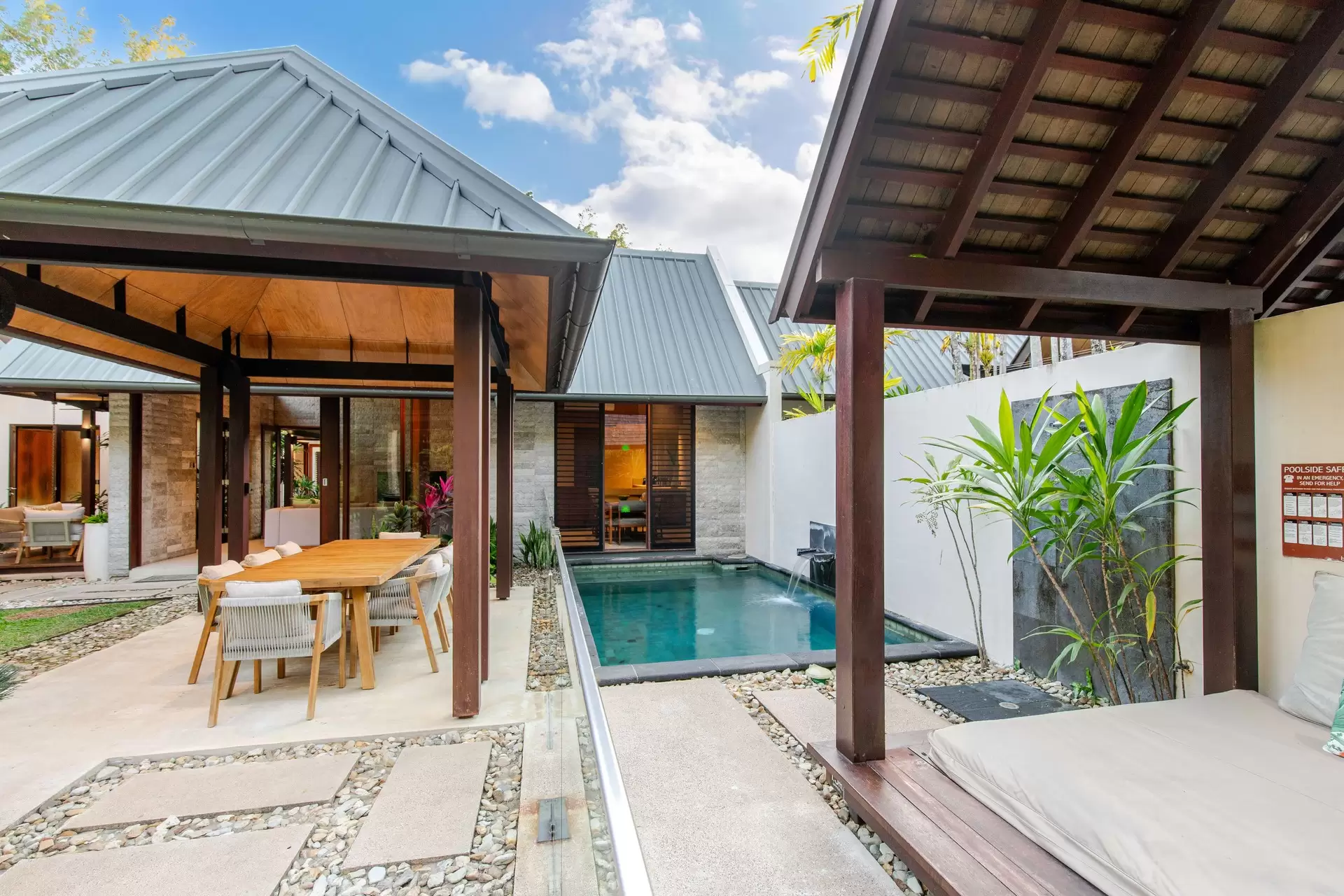 1 Bale Drive, Port Douglas For Sale by Queensland Sotheby's International Realty - image 1