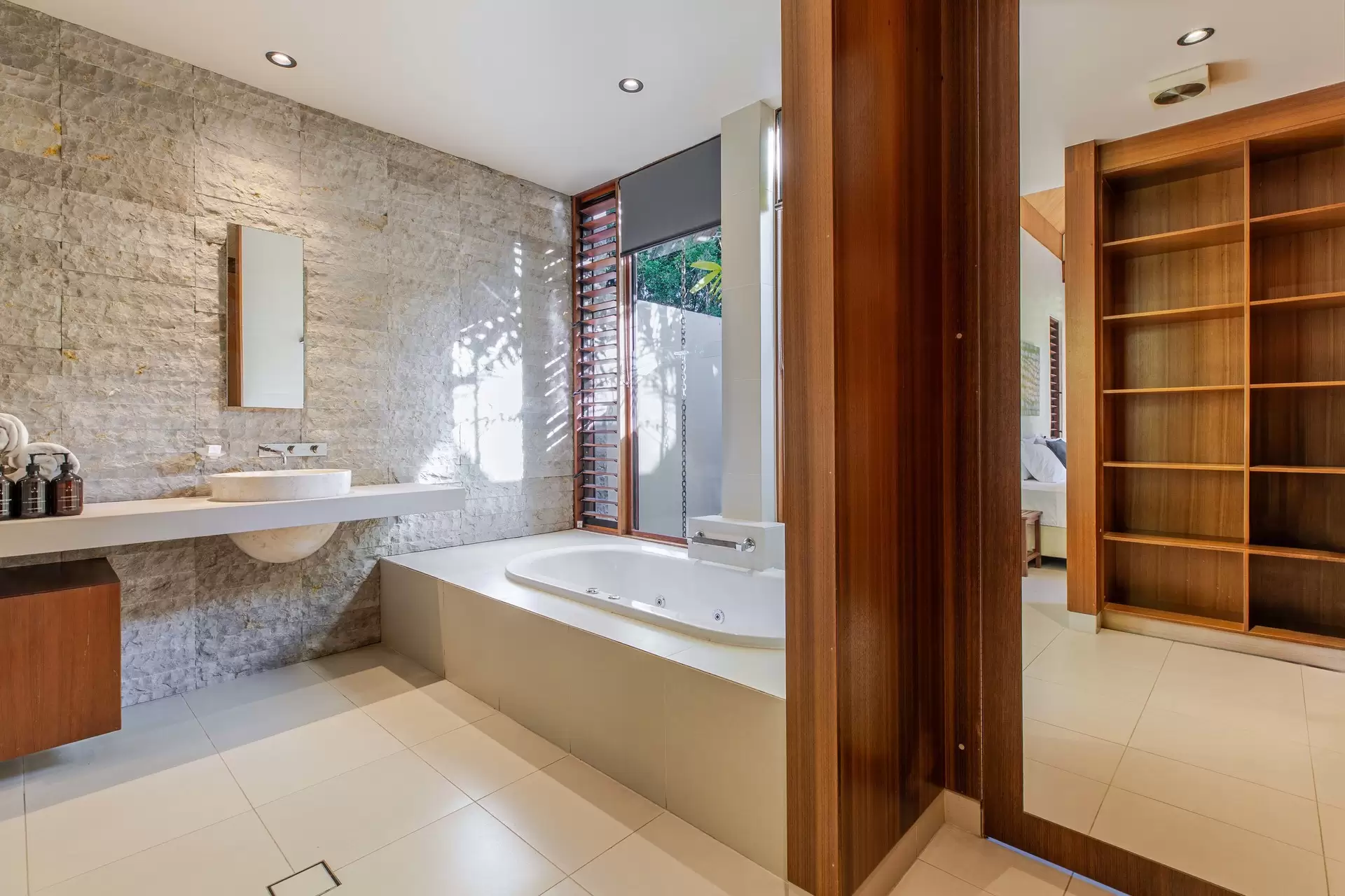 1 Bale Drive, Port Douglas For Sale by Queensland Sotheby's International Realty - image 1
