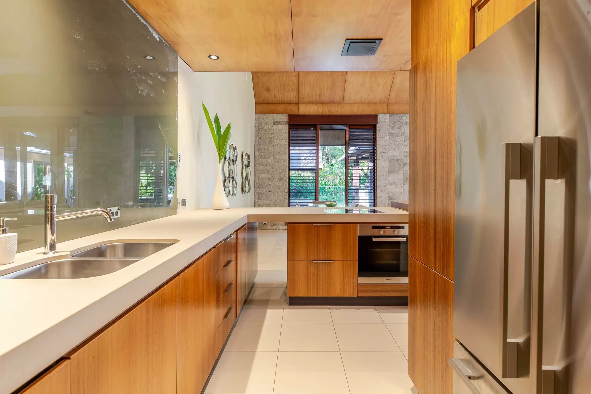 1 Bale Drive, Port Douglas For Sale by Queensland Sotheby's International Realty - image 1
