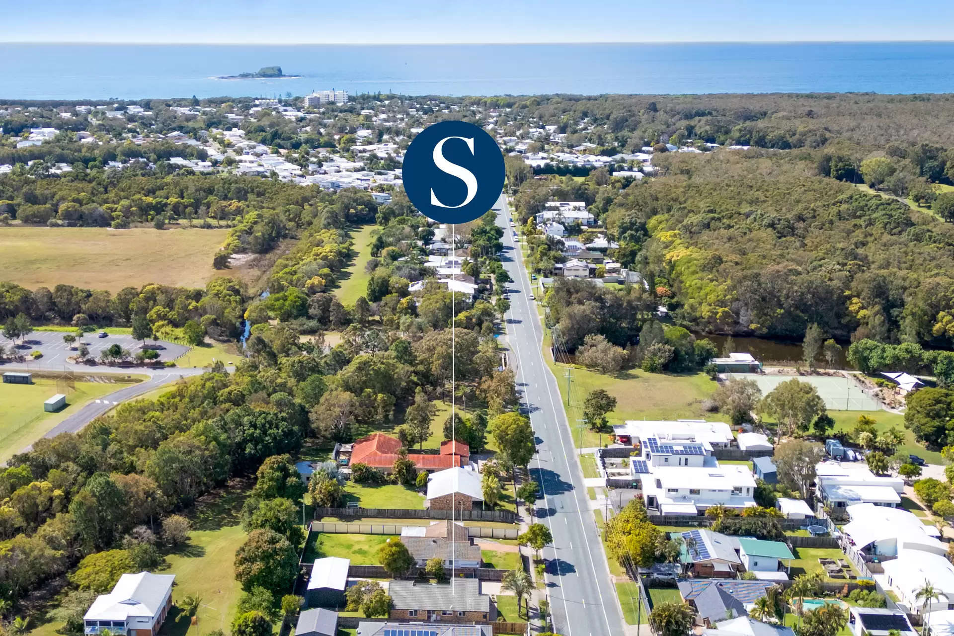 146 Mudjimba Beach Road, Mudjimba Sold by Queensland Sotheby's International Realty - image 1