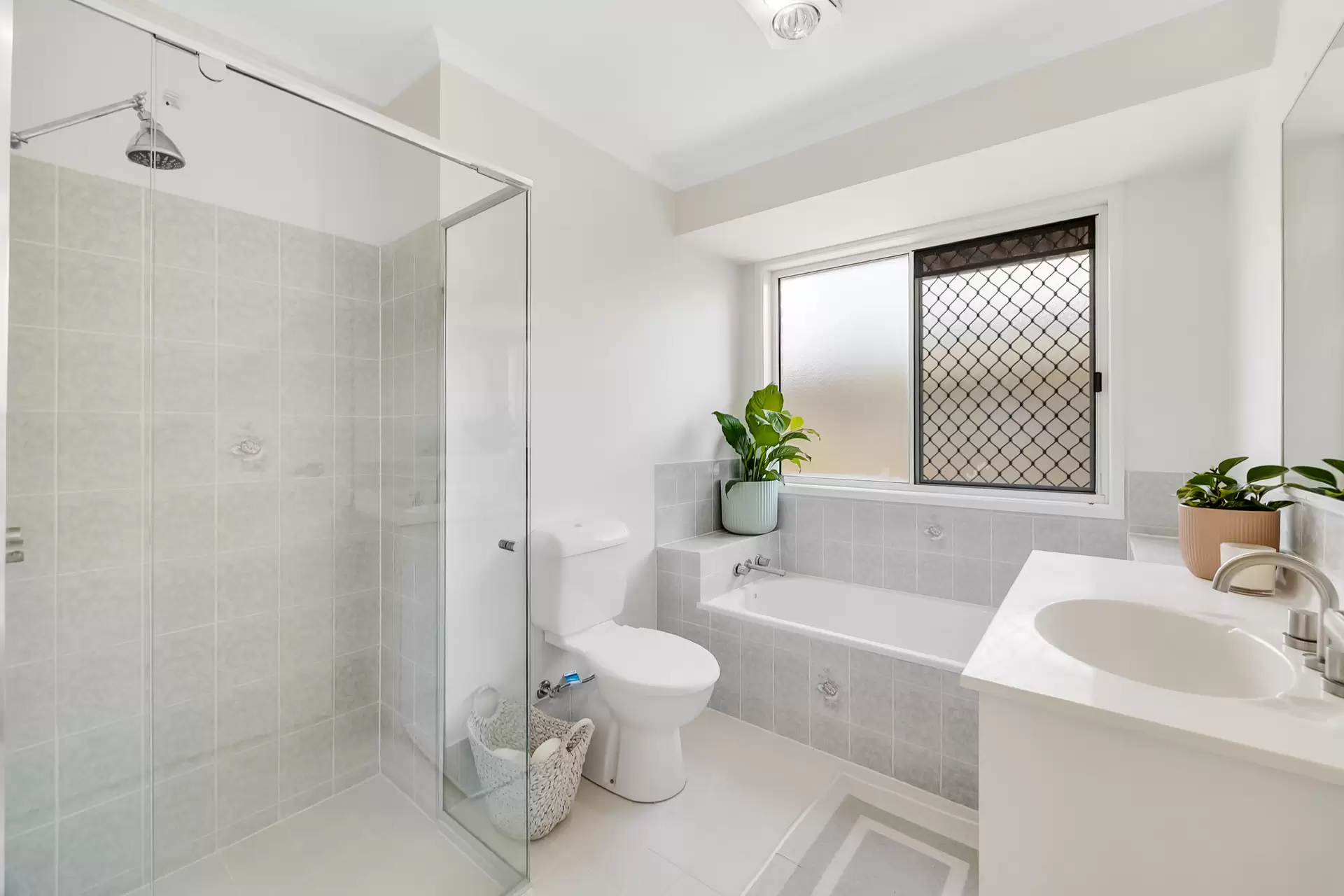 146 Mudjimba Beach Road, Mudjimba Sold by Queensland Sotheby's International Realty - image 1