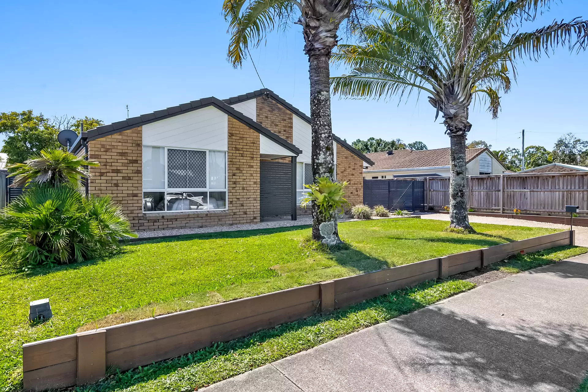 146 Mudjimba Beach Road, Mudjimba Sold by Queensland Sotheby's International Realty - image 1