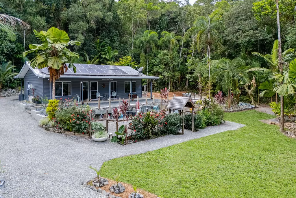 111 Thornton Peak Drive, Forest Creek Sold by Queensland Sotheby's International Realty