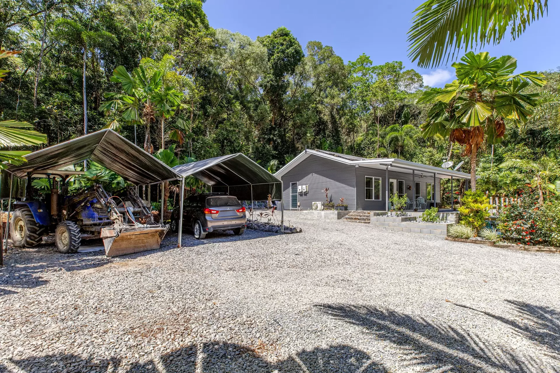 111 Thornton Peak Drive, Forest Creek Sold by Queensland Sotheby's International Realty - image 1