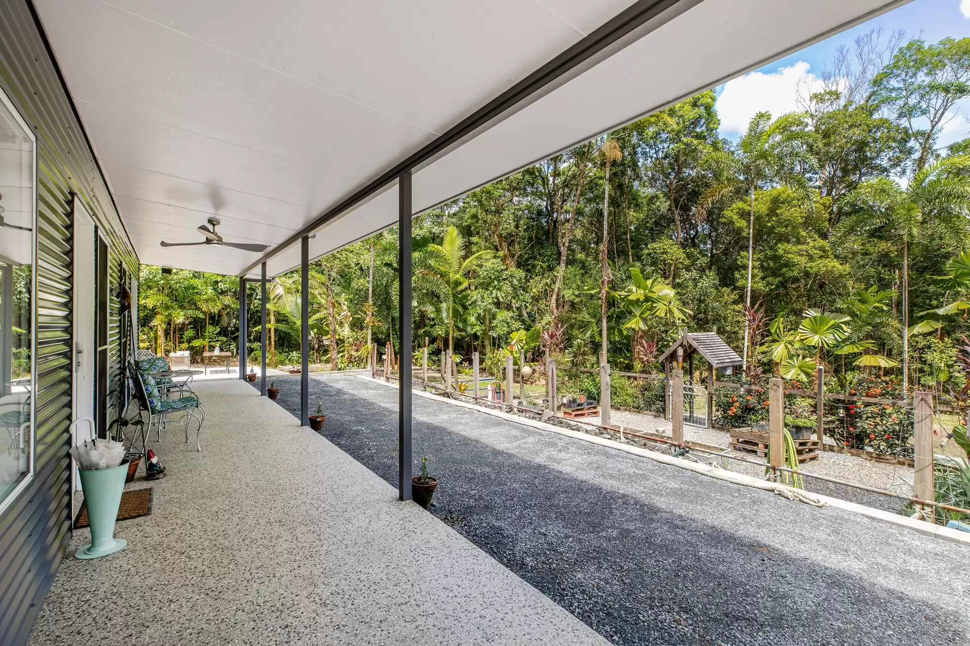 111 Thornton Peak Drive, Forest Creek Sold by Queensland Sotheby's International Realty - image 1