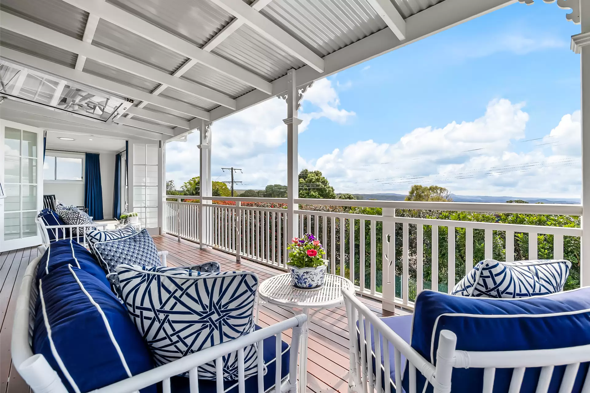 15 Kingsview Drive, Flaxton Sold by Queensland Sotheby's International Realty - image 1