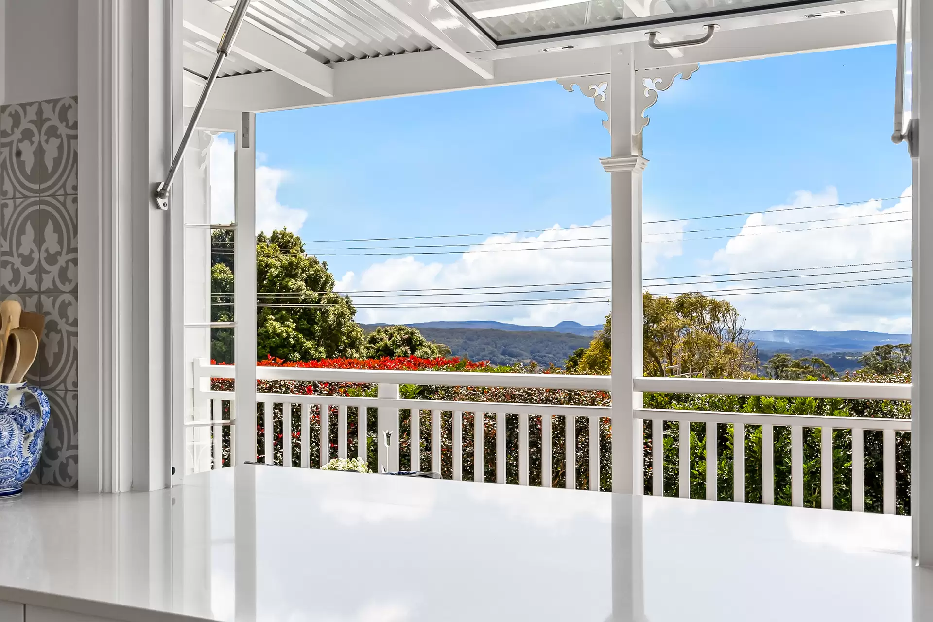 15 Kingsview Drive, Flaxton Sold by Queensland Sotheby's International Realty - image 1