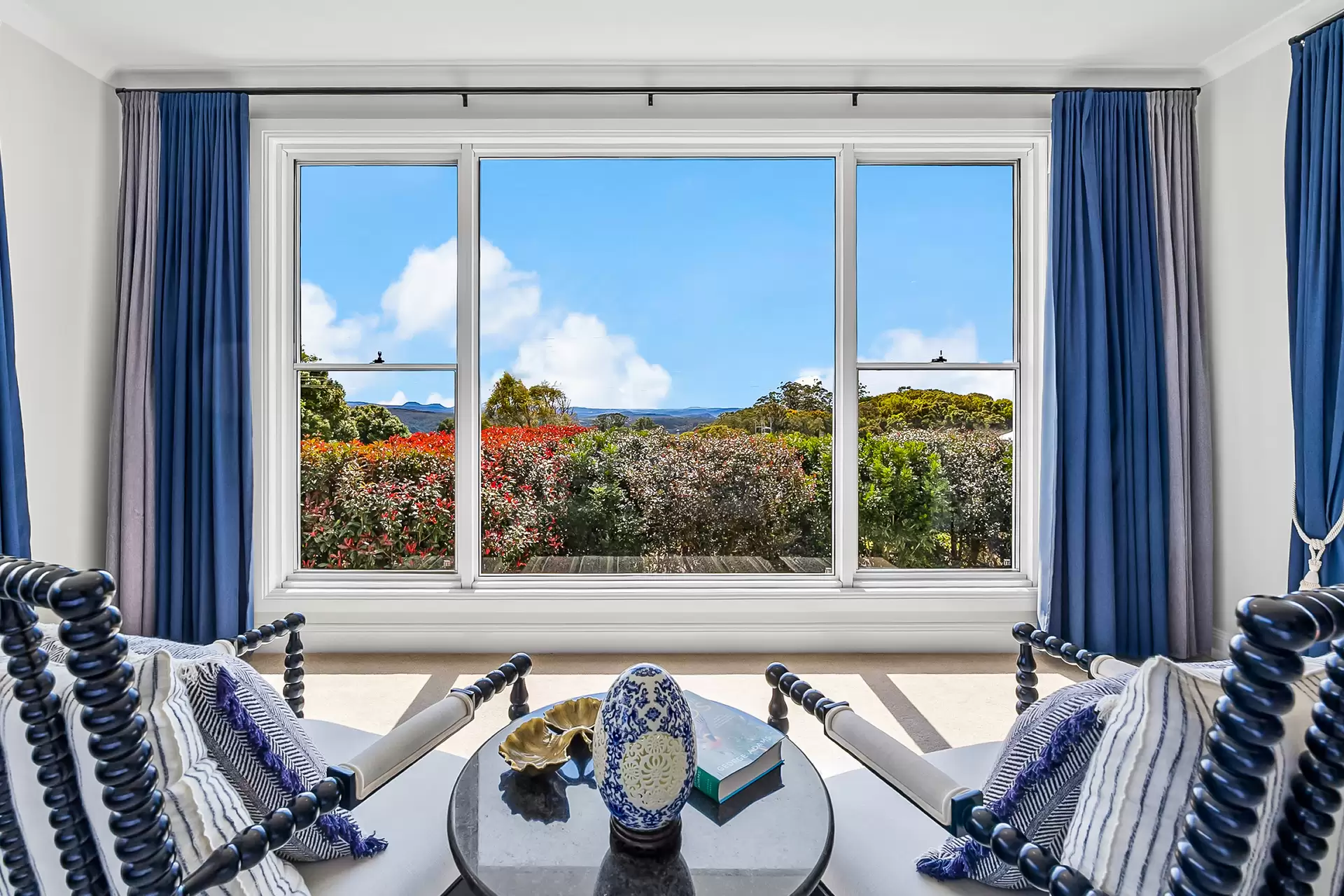 15 Kingsview Drive, Flaxton Sold by Queensland Sotheby's International Realty - image 1