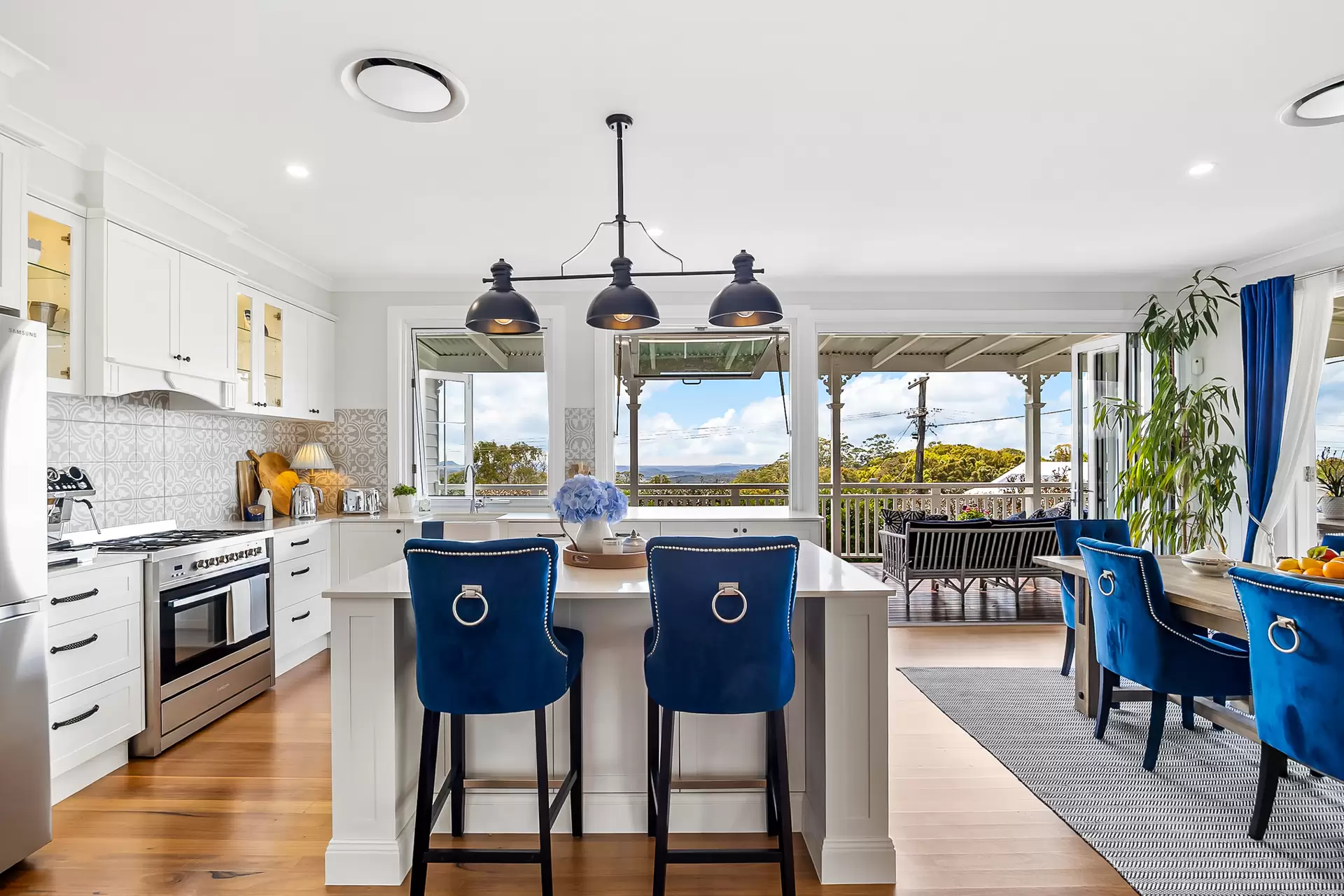 15 Kingsview Drive, Flaxton Sold by Queensland Sotheby's International Realty - image 1