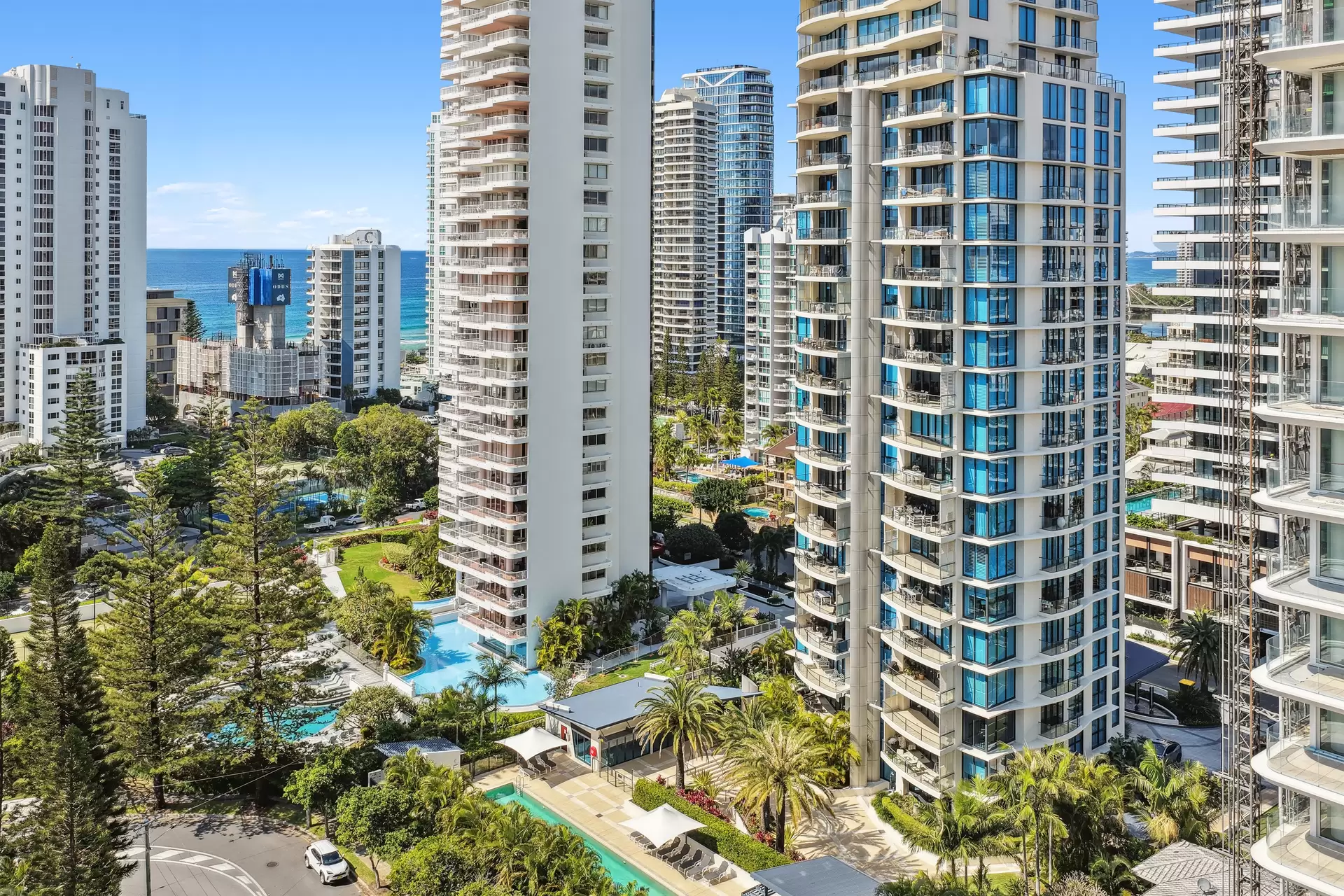 20/11 Peak Avenue, Main Beach Sold by Queensland Sotheby's International Realty - image 1