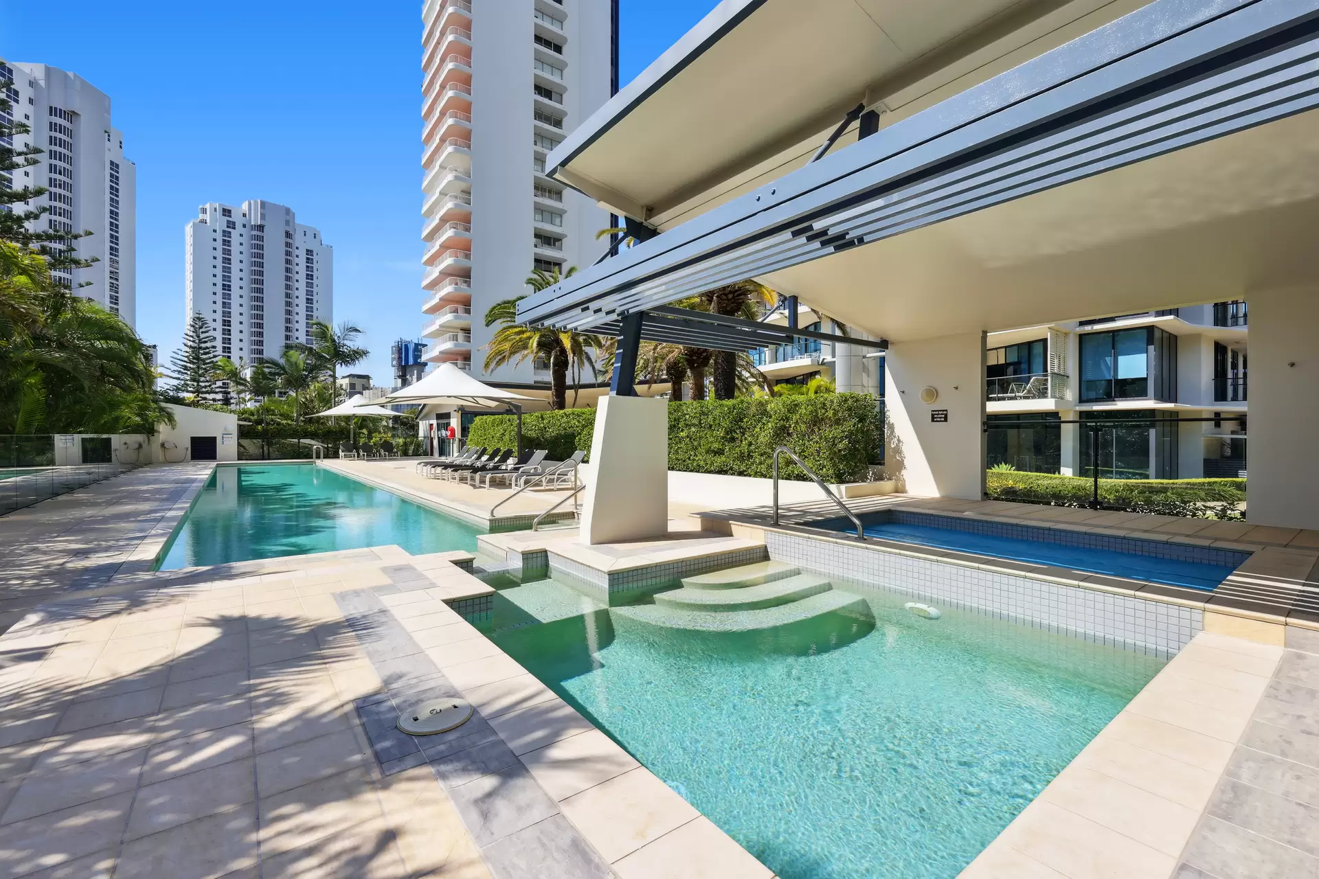 20/11 Peak Avenue, Main Beach Sold by Queensland Sotheby's International Realty - image 1