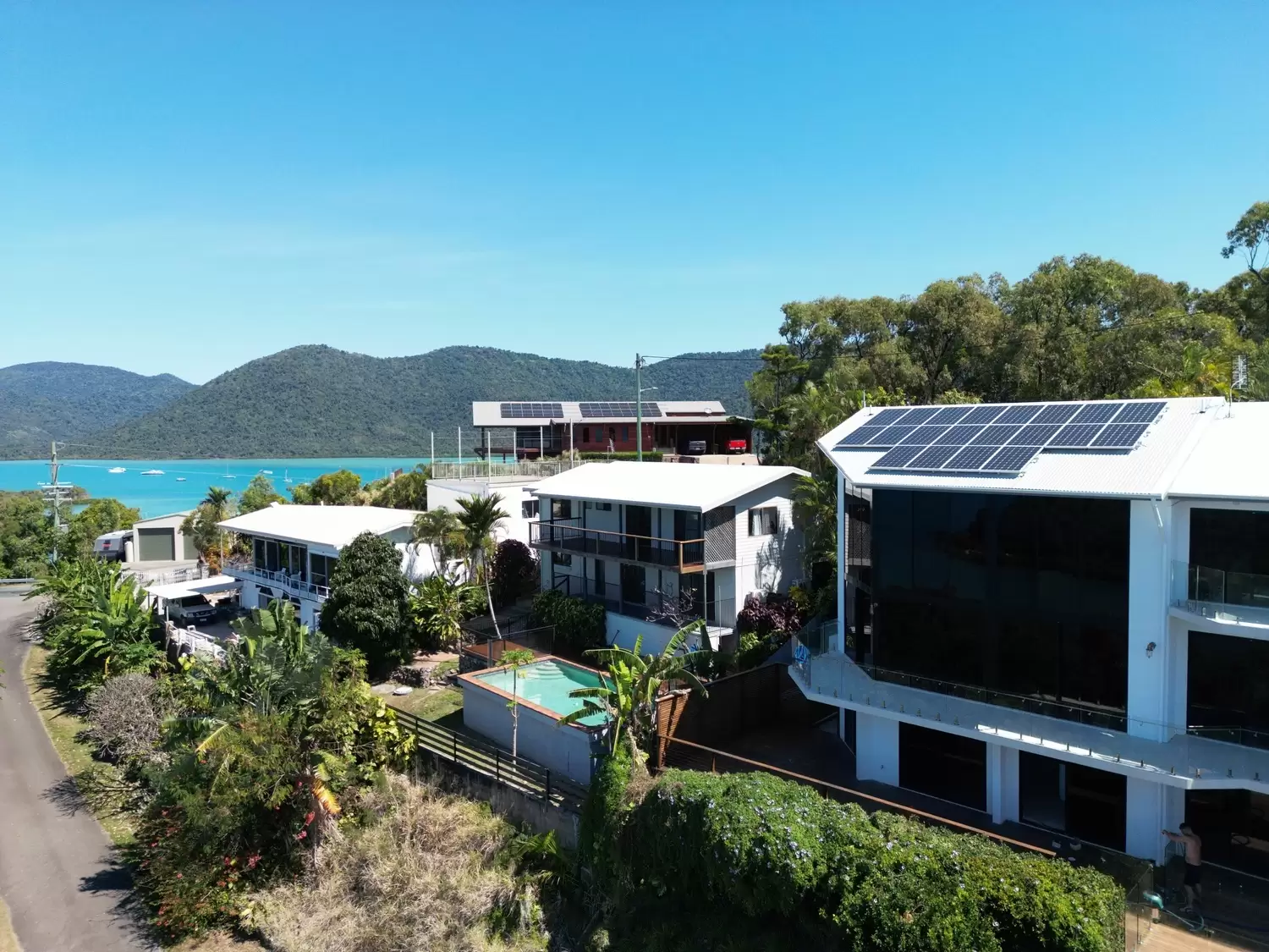 4 Neerim Crescent, Shute Harbour Sold by Queensland Sotheby's International Realty - image 1