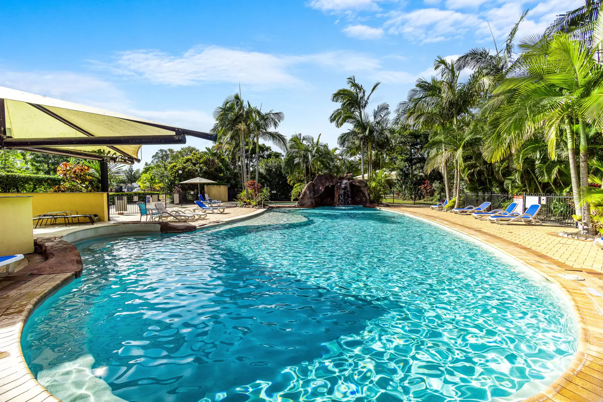 55/151-153 Mudjimba Beach Road, Mudjimba Sold by  - image 1