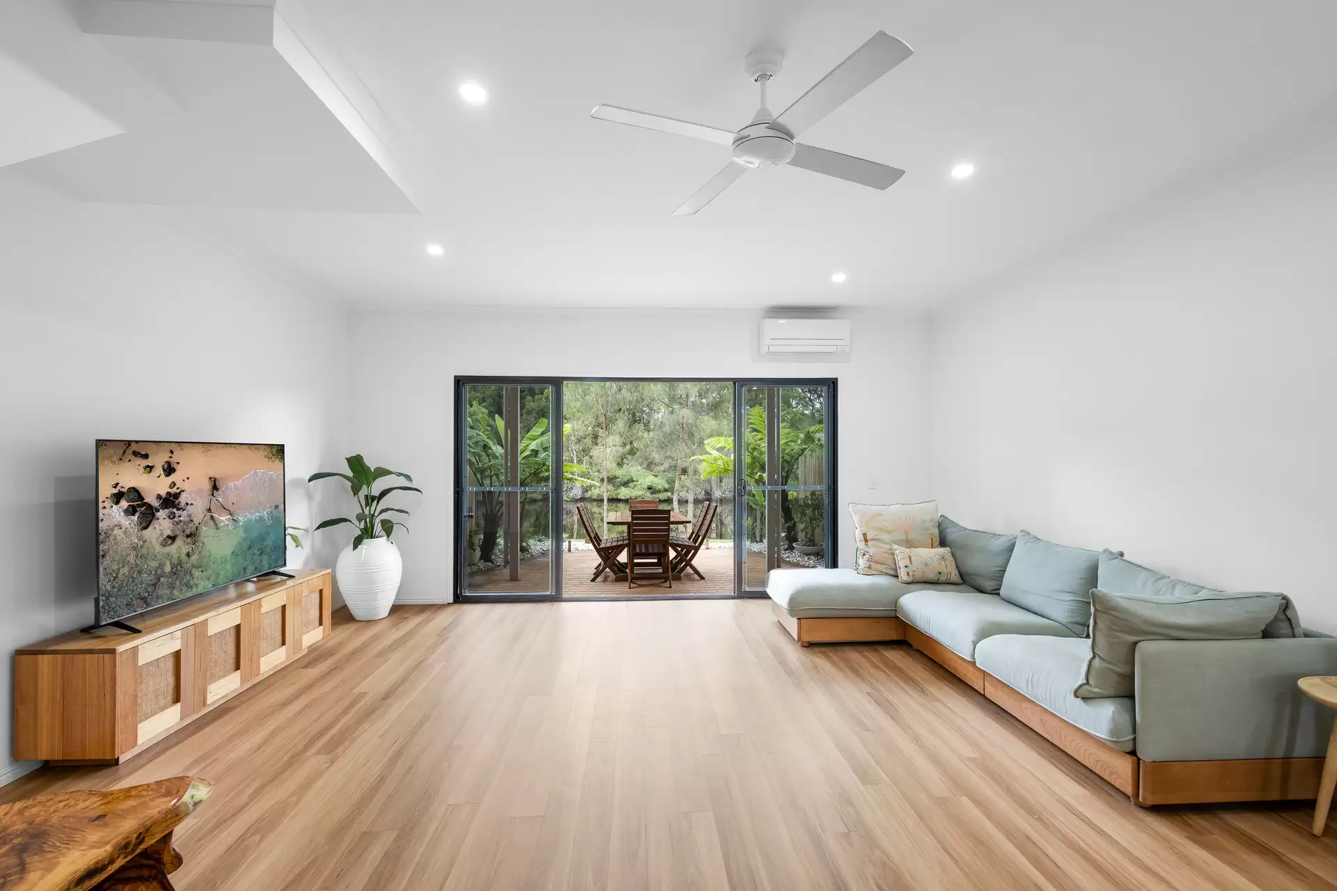 55/151-153 Mudjimba Beach Road, Mudjimba Sold by  - image 1