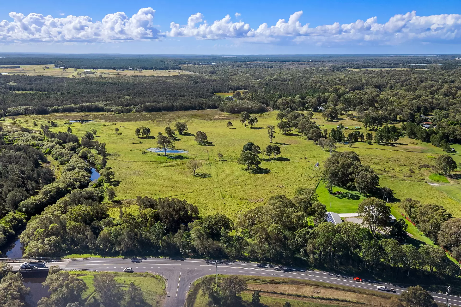 632 Beachmere Road, Beachmere Sold by Queensland Sotheby's International Realty - image 1