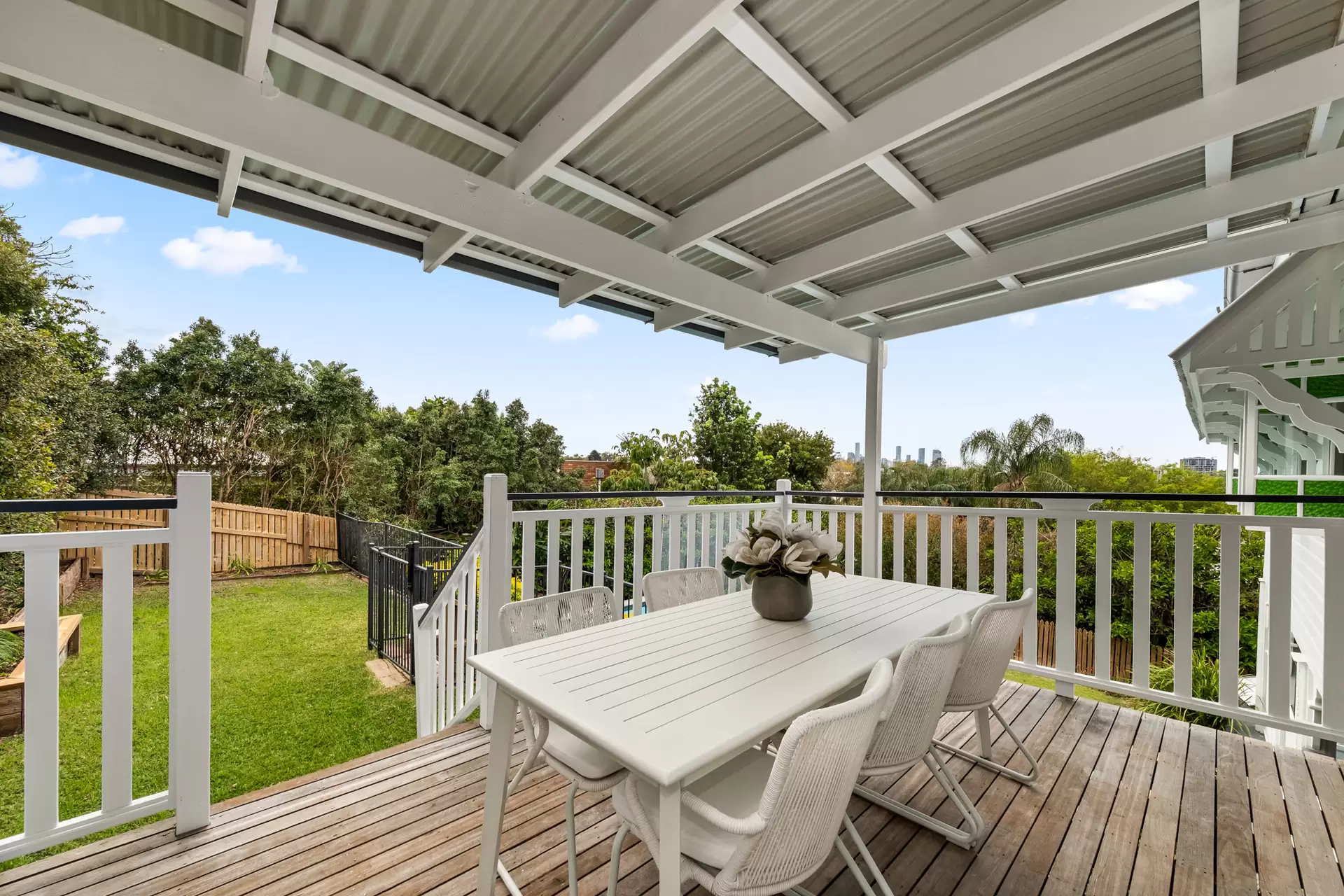 29  Mount Street, Toowong Sold by Queensland Sotheby's International Realty - image 1