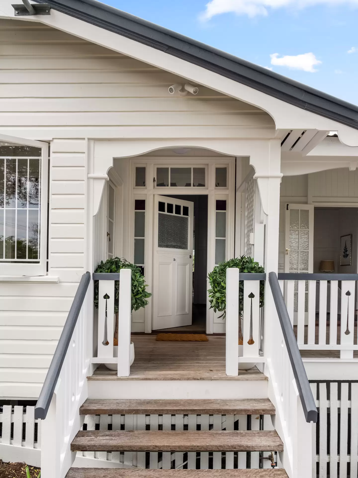 29  Mount Street, Toowong Sold by Queensland Sotheby's International Realty - image 1