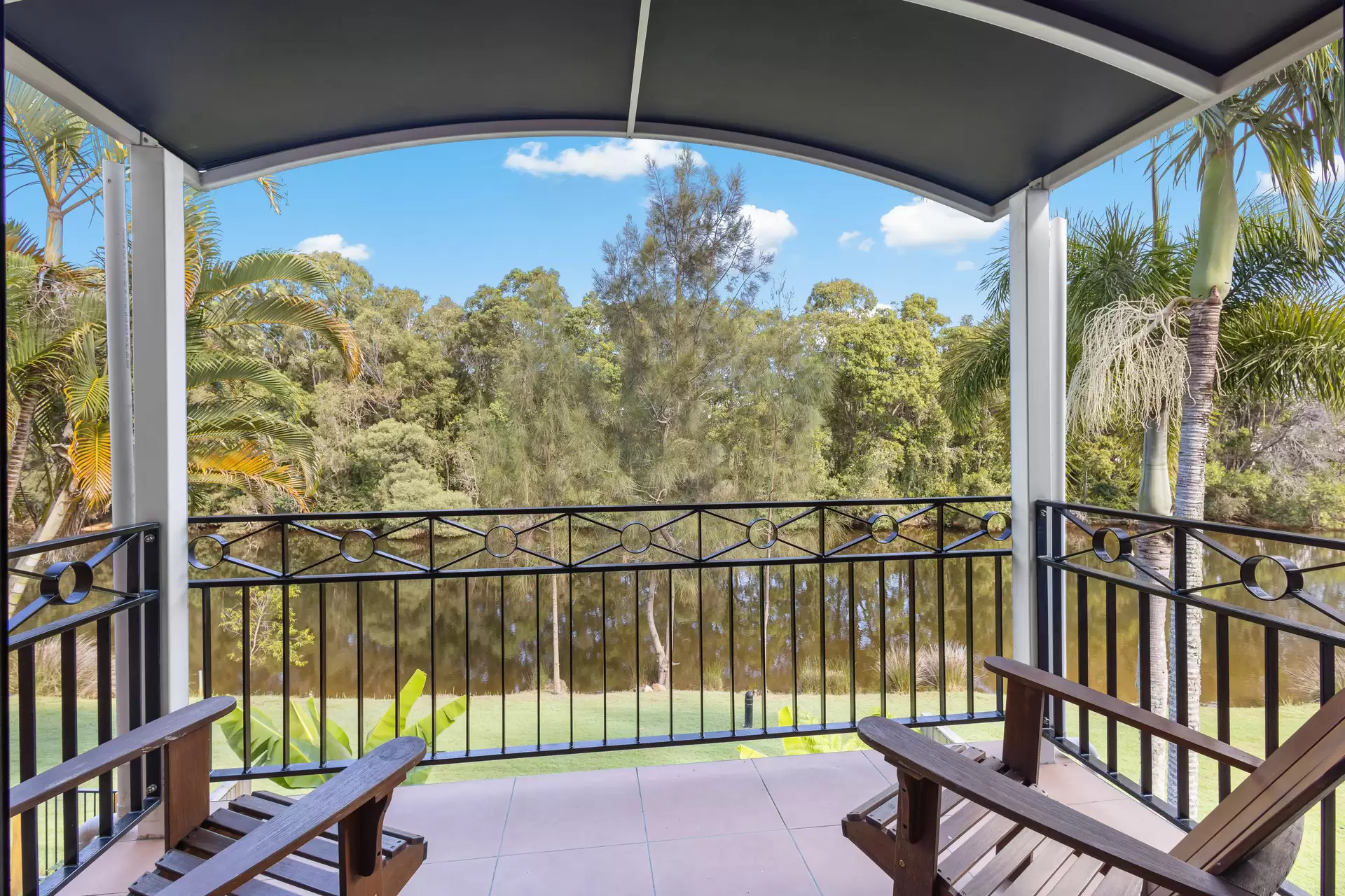 55/151-153 Mudjimba Beach Road, Mudjimba Sold by Queensland Sotheby's International Realty - image 1