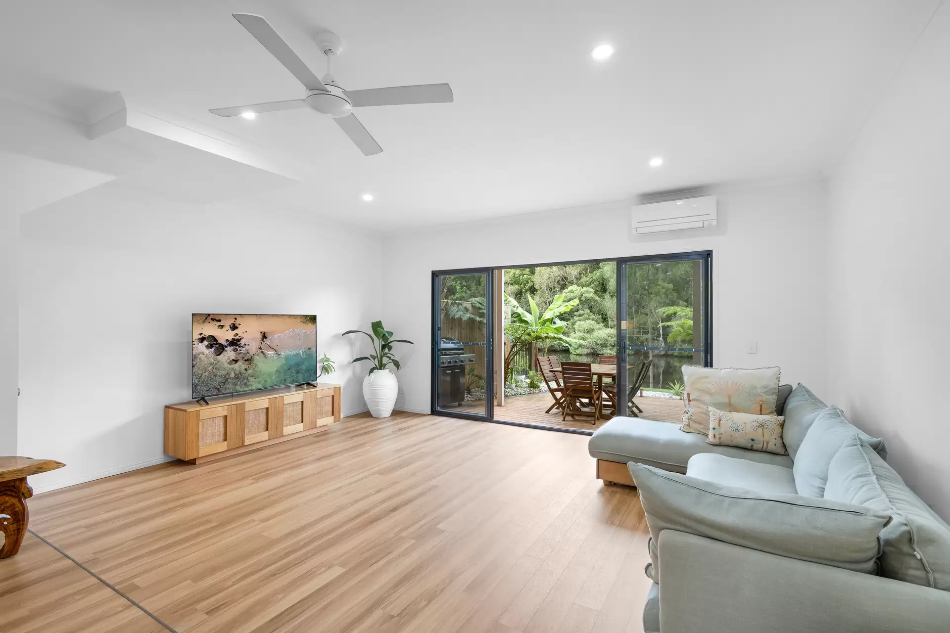 55/151-153 Mudjimba Beach Road, Mudjimba Sold by Queensland Sotheby's International Realty - image 1
