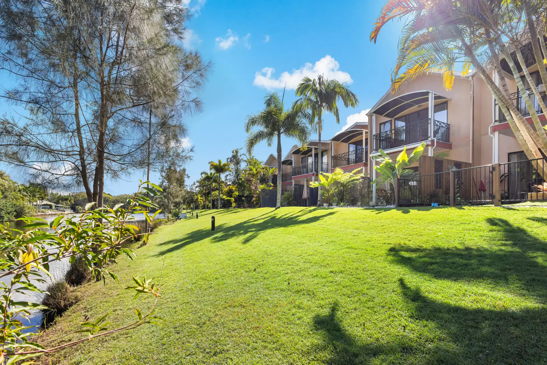 55/151-153 Mudjimba Beach Road, Mudjimba Sold by Queensland Sotheby's International Realty - image 1