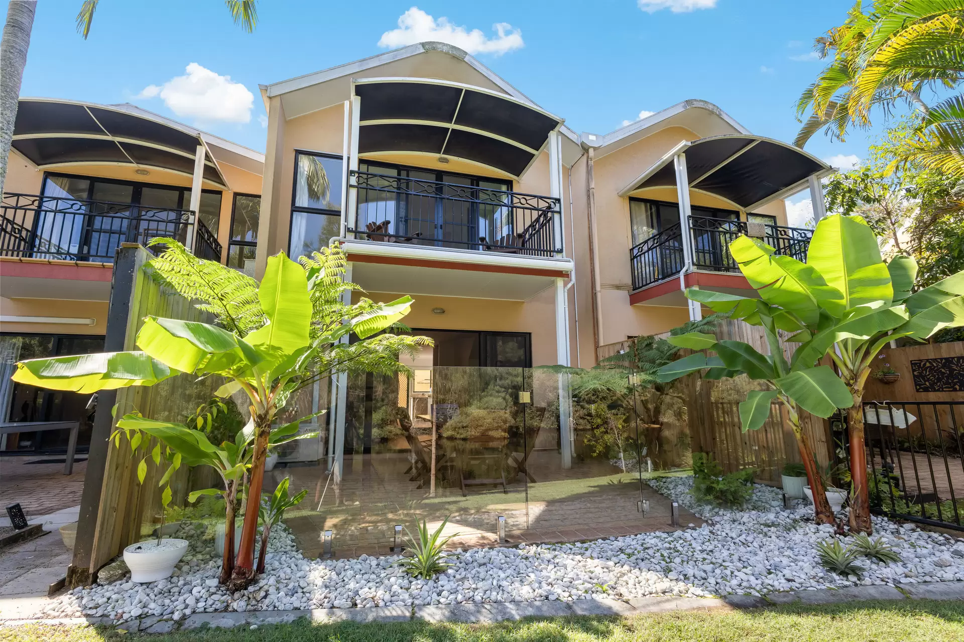 55/151-153 Mudjimba Beach Road, Mudjimba Sold by Queensland Sotheby's International Realty - image 1