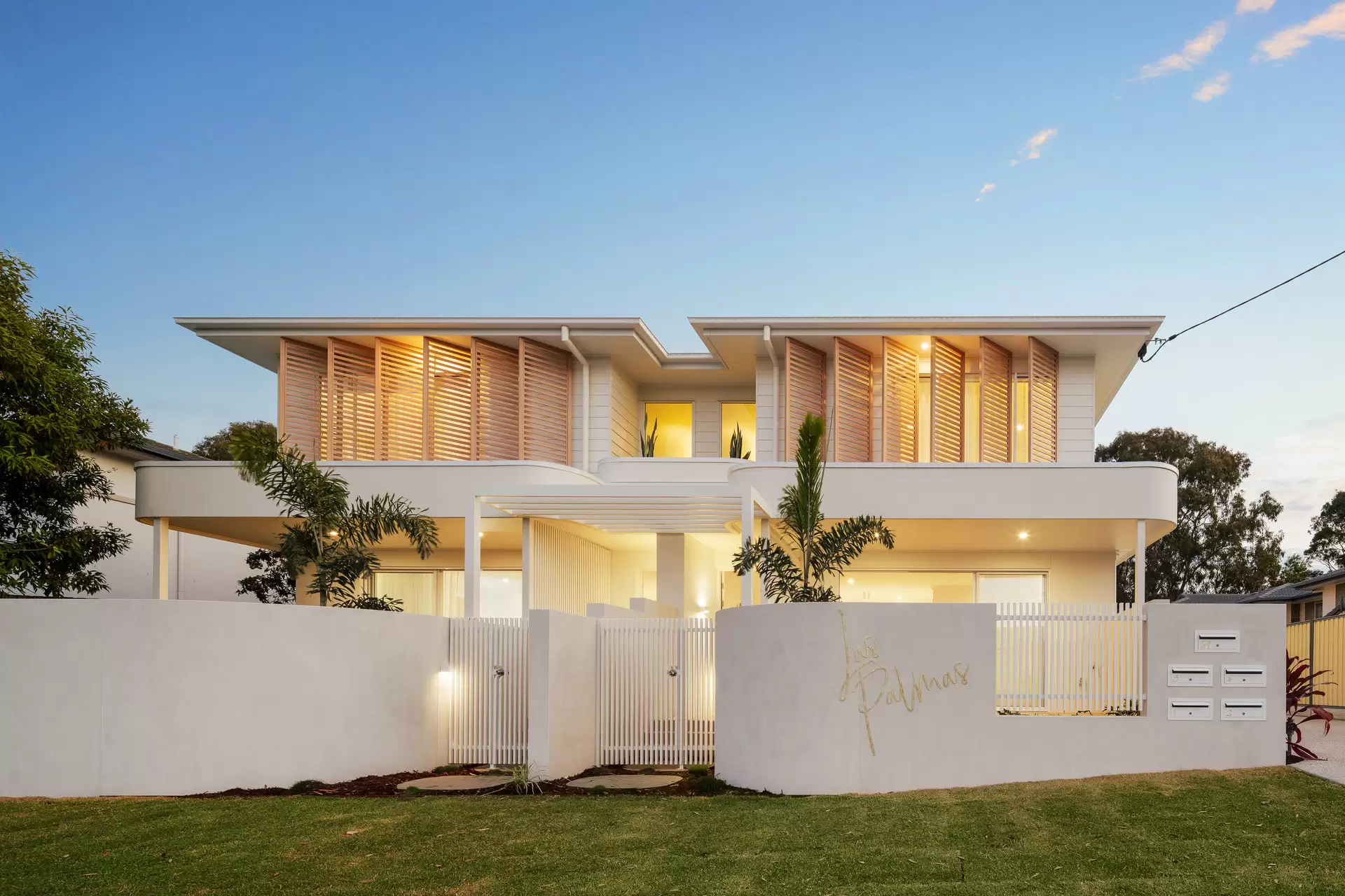 1/69 Queen Street, Cleveland Sold by Queensland Sotheby's International Realty - image 1