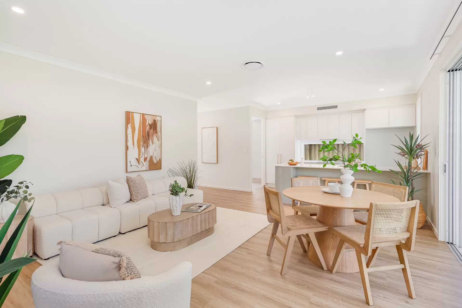 1/69 Queen Street, Cleveland Sold by Queensland Sotheby's International Realty - image 1