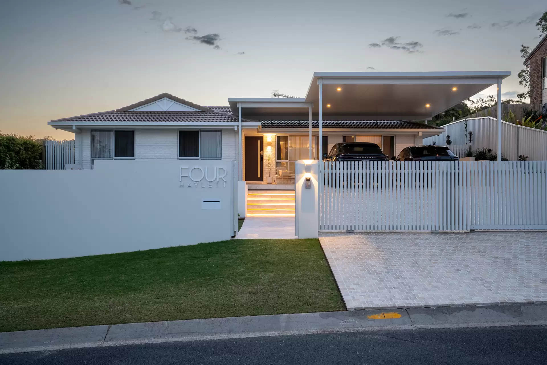 4 Haylett Court, Tallai Sold by Queensland Sotheby's International Realty - image 1