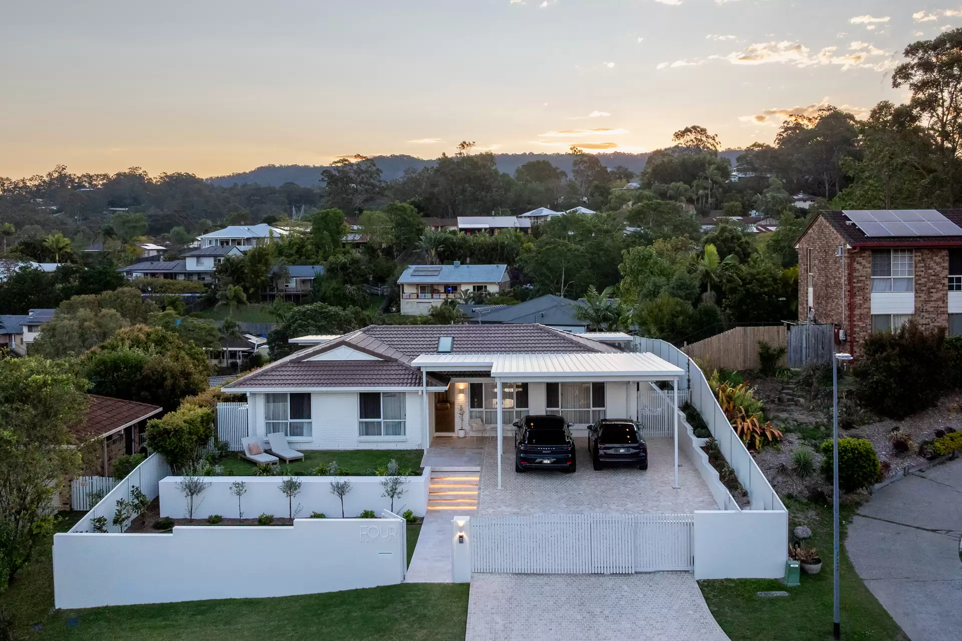 4 Haylett Court, Tallai Sold by Queensland Sotheby's International Realty - image 1