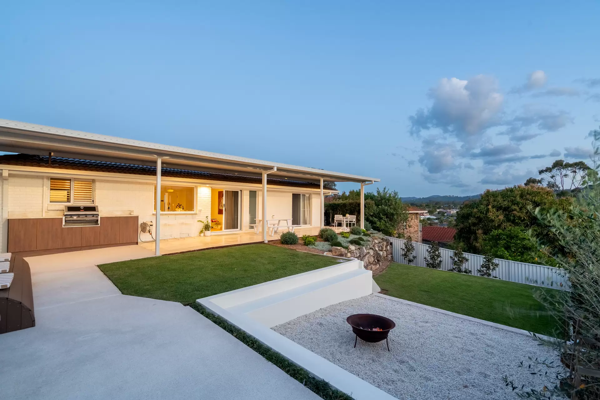 4 Haylett Court, Tallai Sold by Queensland Sotheby's International Realty - image 1