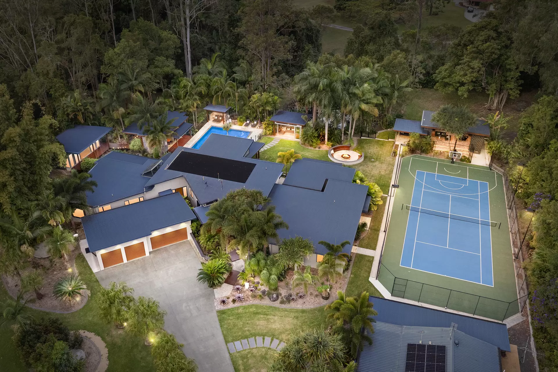55 Rainforest Road, Tanawha Sold by Queensland Sotheby's International Realty - image 1
