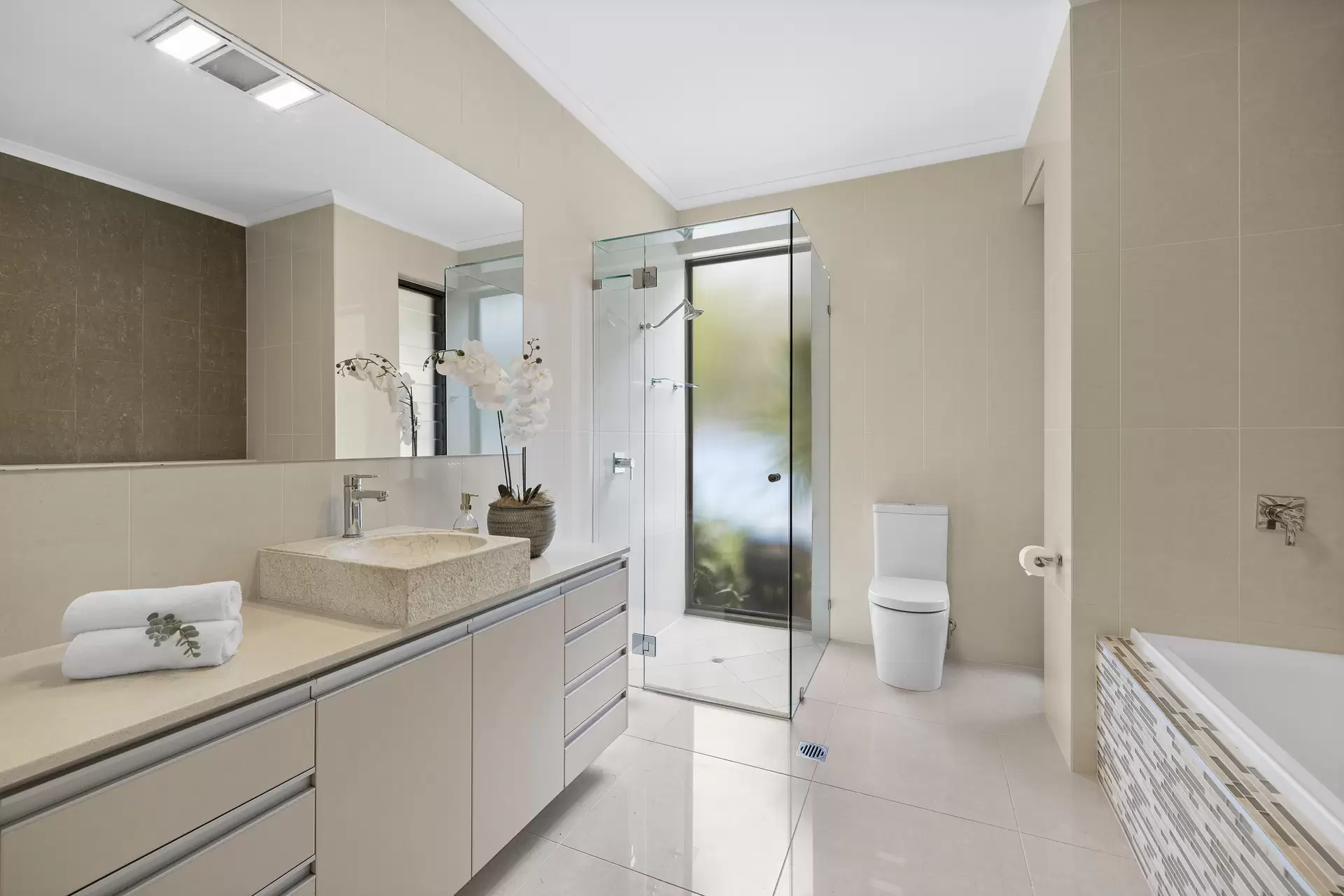 55 Rainforest Road, Tanawha Sold by Queensland Sotheby's International Realty - image 1