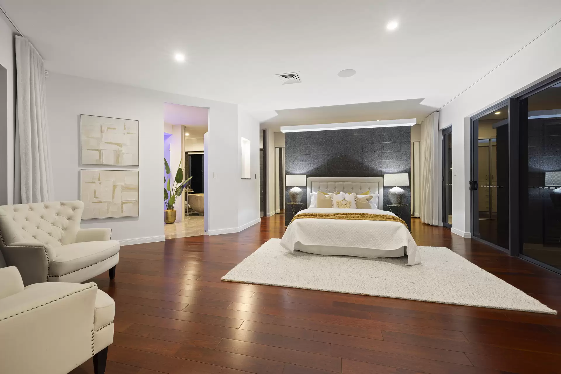 55 Rainforest Road, Tanawha Sold by Queensland Sotheby's International Realty - image 1